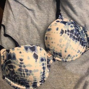 Victoria’s Secret padded pushup 34D